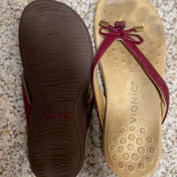 Vionic Red - Picture 2 of 3